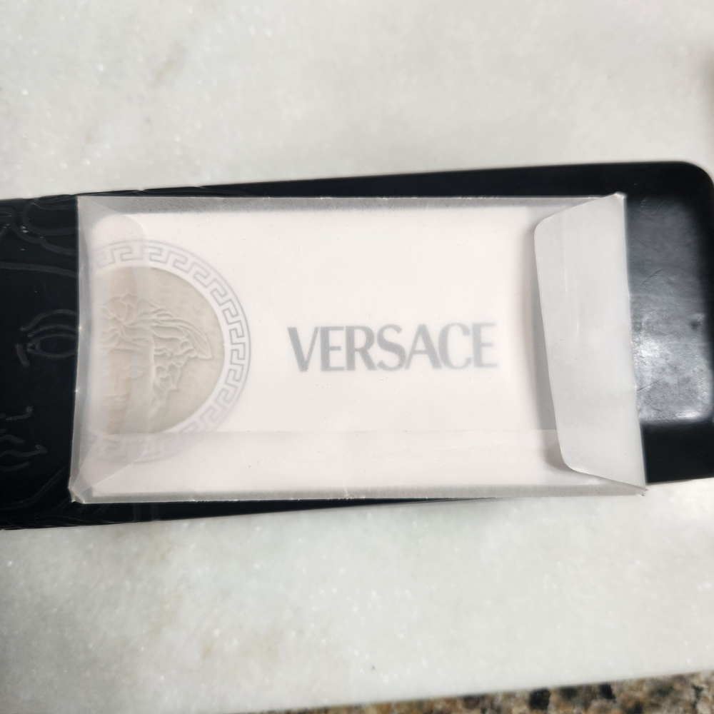 Versace Glossy Black Eyewear - Picture 4 of 16